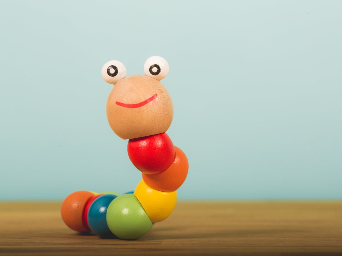 Головоломка деревянная "Гусеница-вертелка"